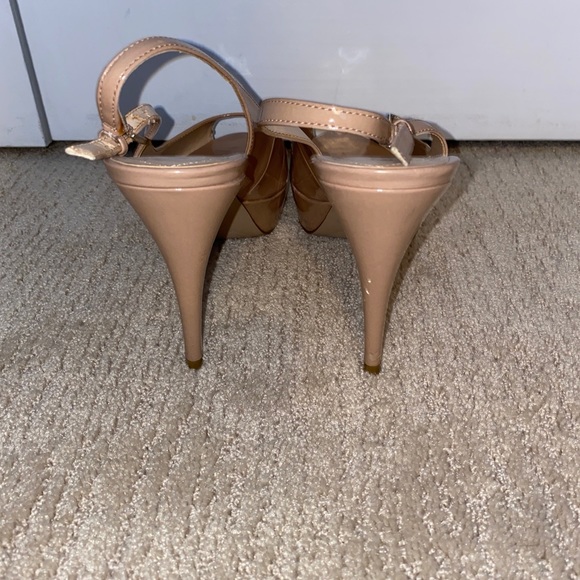 Guess nude heels - Picture 3 of 5